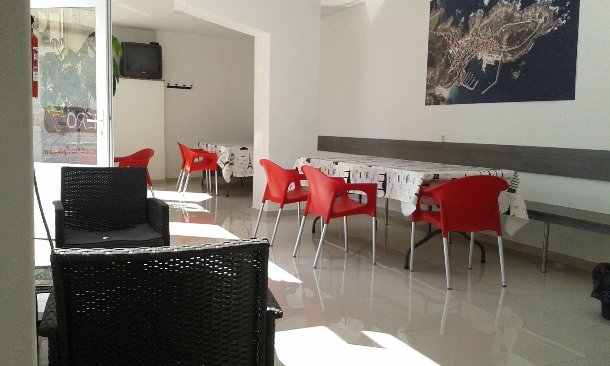 Albergue @ Muxia Bagian luar foto